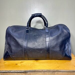 Roots Genuine Leather Banff Duffel Bag, Large, Pebbled, Made in Canada, Black